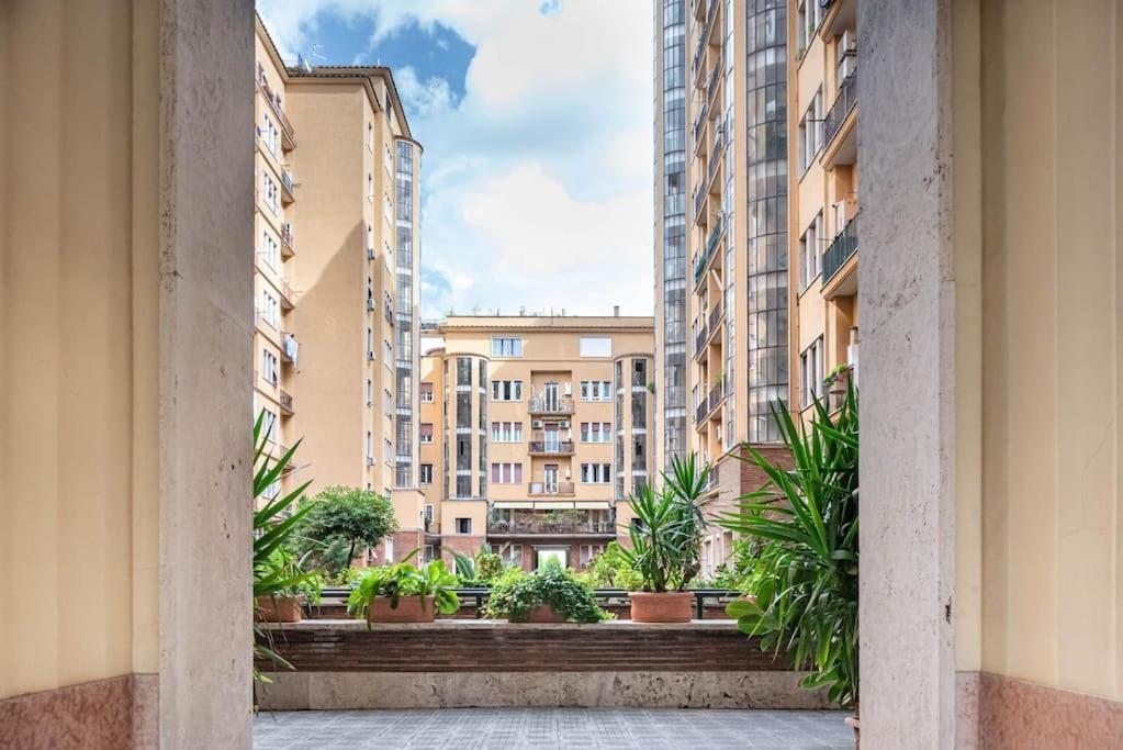 Ristrutturato A Palazzo Federici Piazza Bologna * Rom